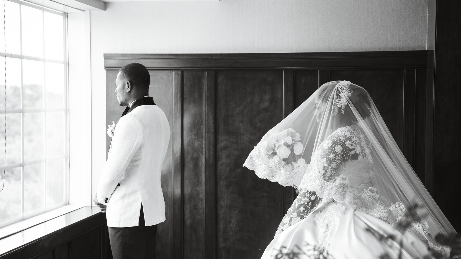 Wedding First look